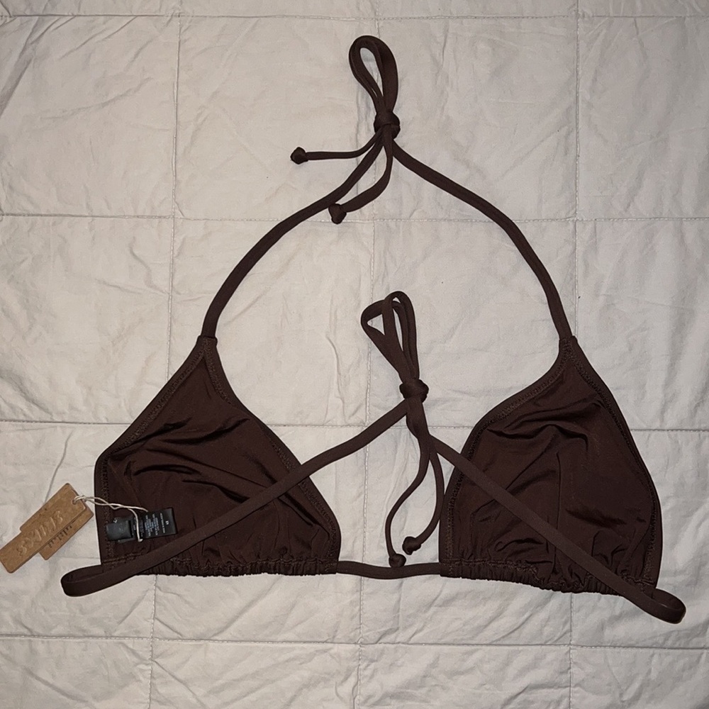 SKIMS SWIM TRIANGLE TOP - Picture 4 of 6